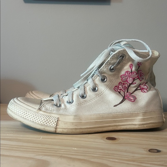 Converse Cream High-Top Sneakers with Pink Embroidery - Picture 1 of 3